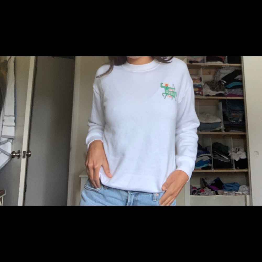 Super comfortable and rare Obey crewneck hoodie!